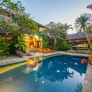 Villa Este , Seminyak (Bali) Indonesia